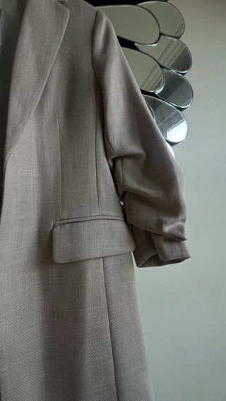 Chaqueta blazer beige mujer “H&M”