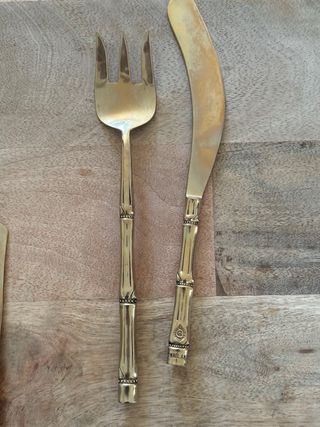 Cubertería tailandesa bambú y bronce