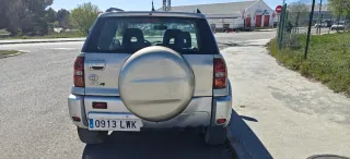 Toyota RAV4 2004
