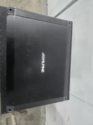 Planta y bajo alphine leer descripción