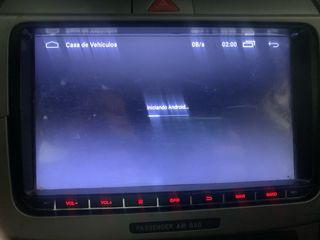 Pantalla VW Passat con Cámara y GPS