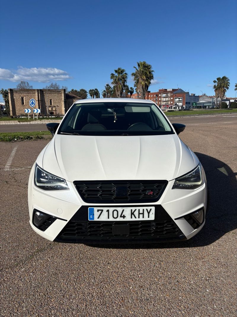SEAT Ibiza 2018 - foto 1