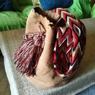 Bolso Wayuu tejido artesanal