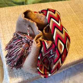 Bolso Wayuu tejido artesanal
