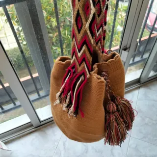 Bolso Wayuu tejido artesanal