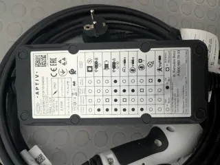 Caricatore Mercedes-Benz A0005837603 2.4kW Schuko