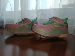 Zapatillas con ruedas Miya Miya rosas