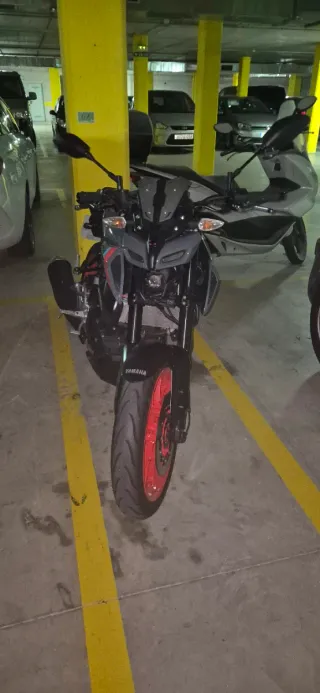 Yamaha MT-125 Gris Naked