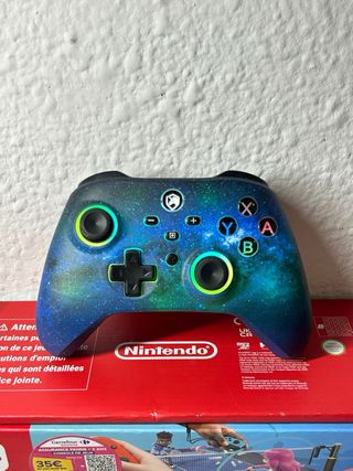 Nintendo Switch Completa + Mando Pro + Mario Kart8