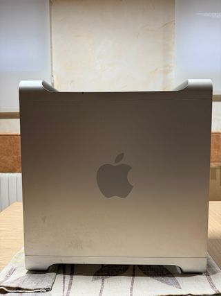 Mac Pro 2006 Plata