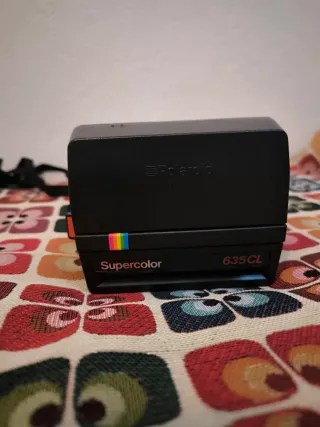 Cámara Polaroid 635 CL Supercolor