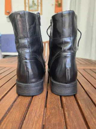 Botas de cuero genuino con forro Talla 43