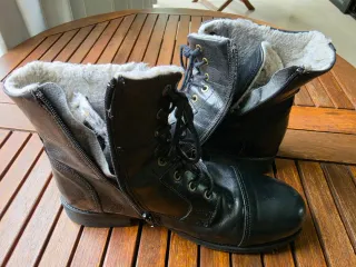 Botas de cuero genuino con forro Talla 43