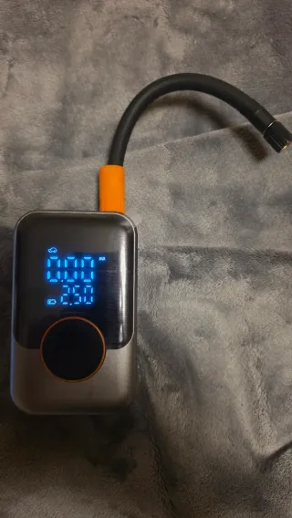 Inflador Neumáticos Portátil Coche/Moto/Bici SUITU