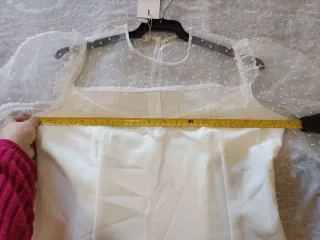 Blusa CAYRO blanca manga abullonada talla M evento