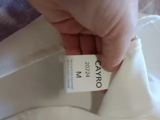 Blusa CAYRO blanca manga abullonada talla M evento