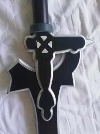 Espada Cosplay Negra y Plateada