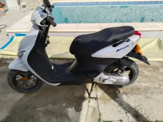 Yamaha Neos 49cc Scooter