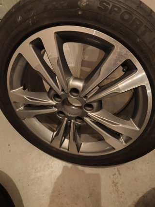 Llantas Mercedes