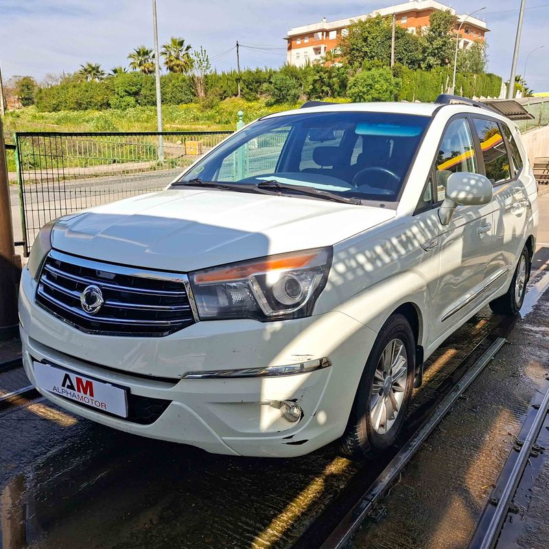PRECIOSO SSANGYONG RODIUS, UN UNICO PROPIETARIO - foto 1