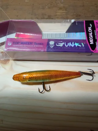 Señuelo Gunki Megalon 75mm 10,4g