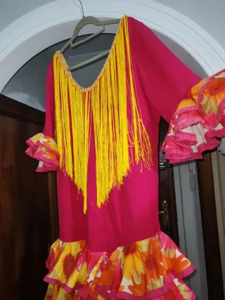 Traje Flamenca Talla 54-56 Rosa y Estampado
