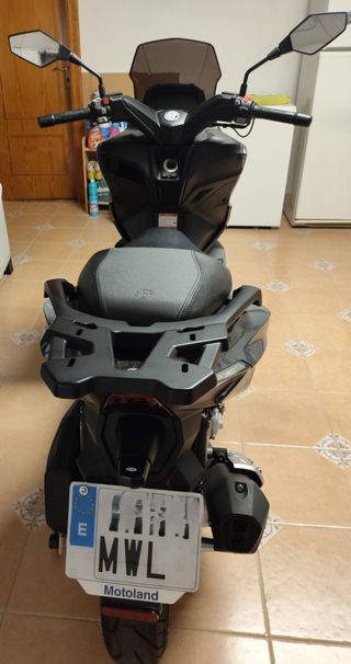 Morbidelli SC300. SOLO 1800 KM