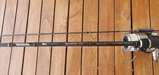 CAÑA TIP RUN CALAMARES TAIWALK Y CARRETE SHIMANO