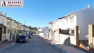 Casa adosada en venta en Cártama
