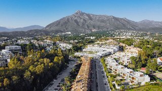 Casa adosada en alquiler en Lomas de Marbella Club - Puente Romano en Marbella