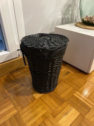 Cesto mimbre negro con tapa