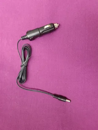Adaptador Coche 12V a Conector DC