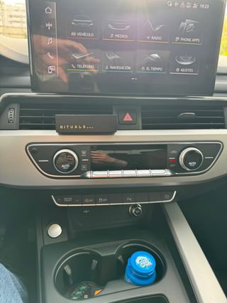 Audi A4 S line 35 tdi eco 2020