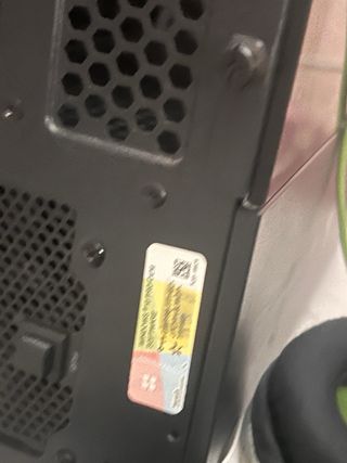 PC Fisso Gaming  AMD MSI Nero con led colorati