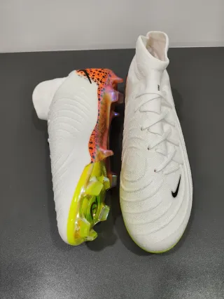 Botas de fútbol Nike