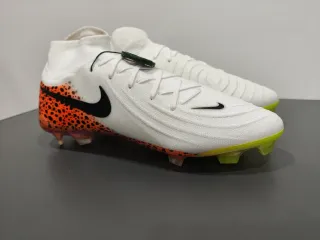 Botas de fútbol Nike