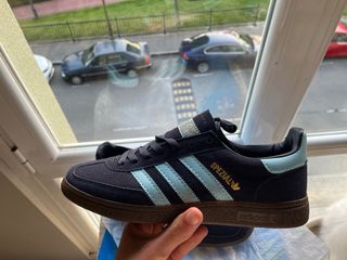 Adidas Spezial Azul Marino y Turquesa