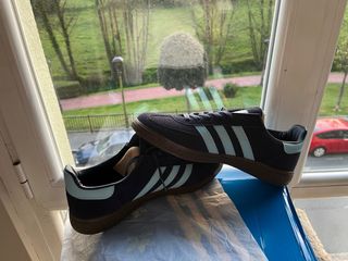 Adidas Spezial Azul Marino y Turquesa