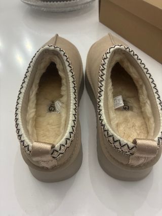 Zuecos UGG Beige Talla 41 Nuevos
