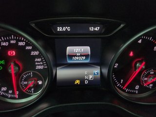 Mercedes GLA GLA 200 d Urban 100 kW (136 CV)