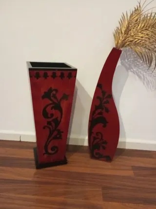 Paragüero y Jarrón Madera Rojo y Negro