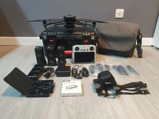 DJI Mavic 3 Pro Fly More Combo + extras