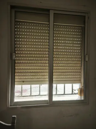 Ventana de aluminio