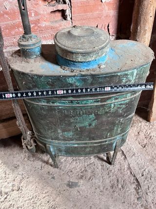 Sulfatadora antigua de latón