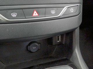 Peugeot 308 BlueHDi 100 Style 75 kW (100 CV)