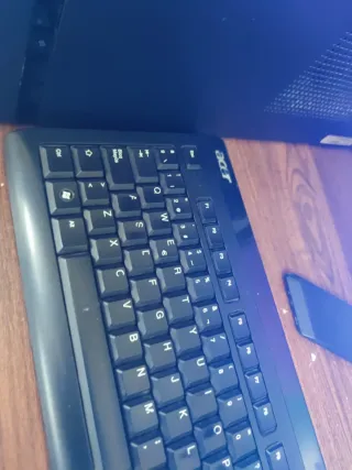 Ordenador de sobremesa Acer negro y azul