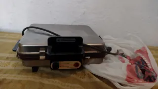 Plancha Magefesa con tapa
