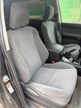 Toyota Land Cruiser 150 2013