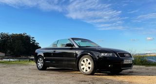 Audi A4 cabrio 3.0 V6 220 cv