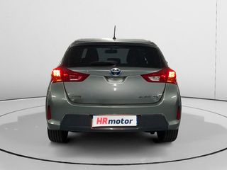 Toyota Auris Hybrid Feel!